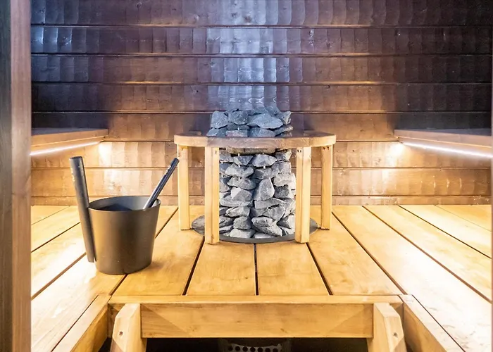 Vaaranhelmi By Interhome Рука